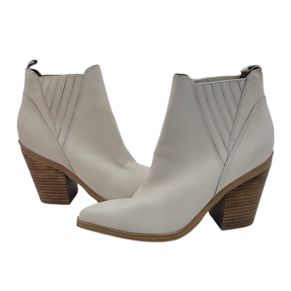Marc Fisher Shoes - Marc Fisher White Leather Gadri Pointed Toe Bootie Size 8.5